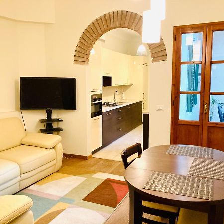Deluxe Apartment In The Centre Of Флоренція Екстер'єр фото